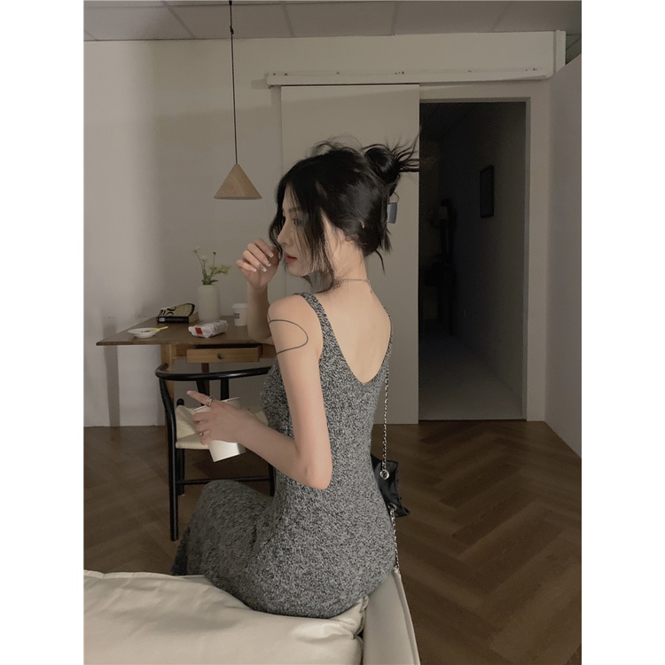 Đầm Yếm Dệt Kim Dáng Dài Màu Xám Thiết Kế Đơn Giản Quyến Rũ Thời Trang Xuân