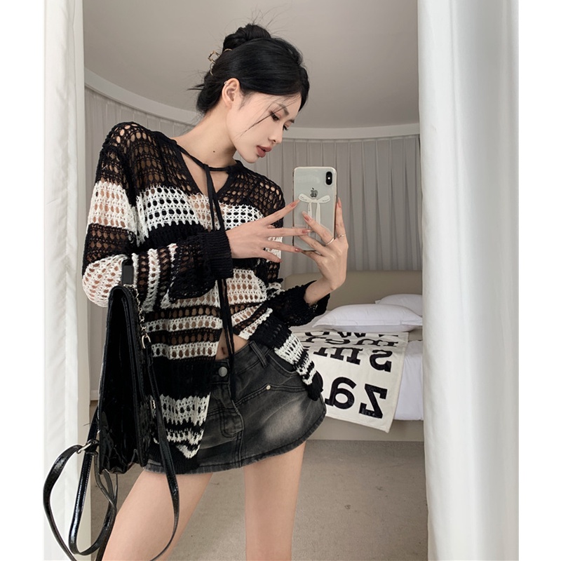 Áo Sweater Dáng Rộng Họa Tiết Kẻ Sọc Trắng Đen Thời Trang Cho Nữ