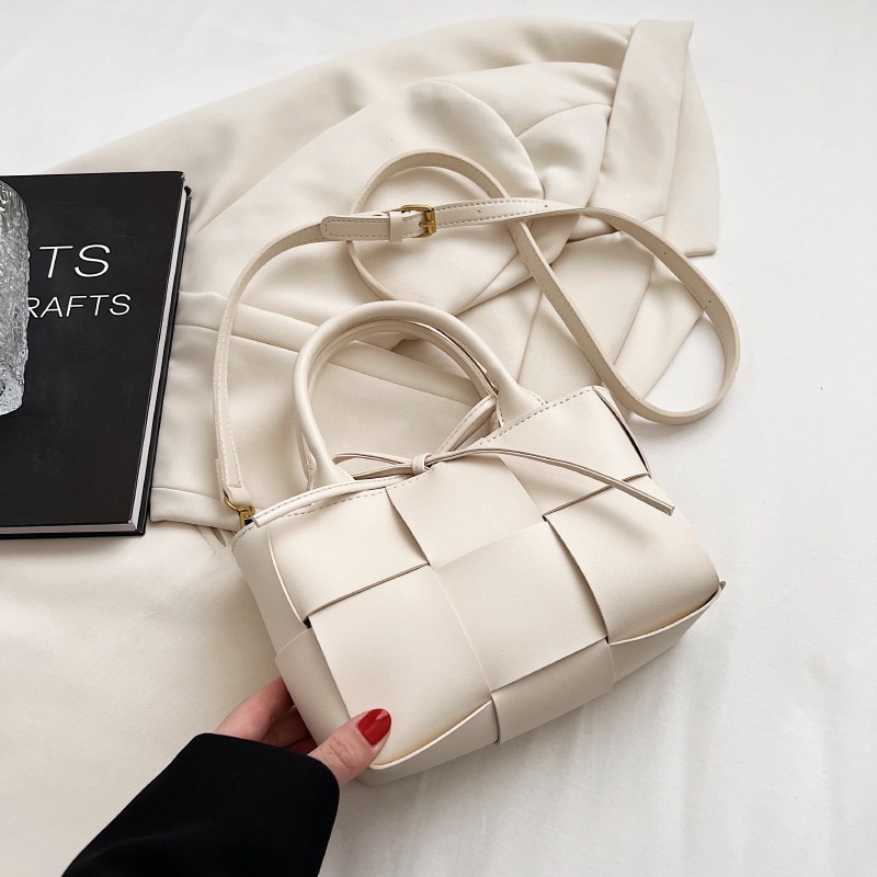 Túi Đeo Chéo Vuông Nhỏ Thời Trang 2023 Dành Cho Nữ