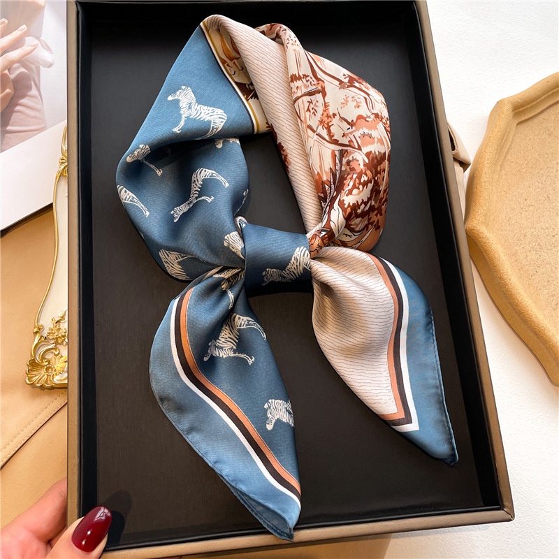 Khăn Choàng Cổ Hình Vuông 70X70Cm Bằng Lụa Thời Trang Thanh Lịch Dành Cho Nữ