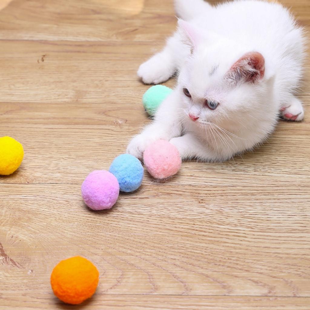 Bóng đồ chơi cho mèo giúp mèo vận động, hoạt bát, tự chơi 1 mình khi chủ đi vắng - UNU Pet House