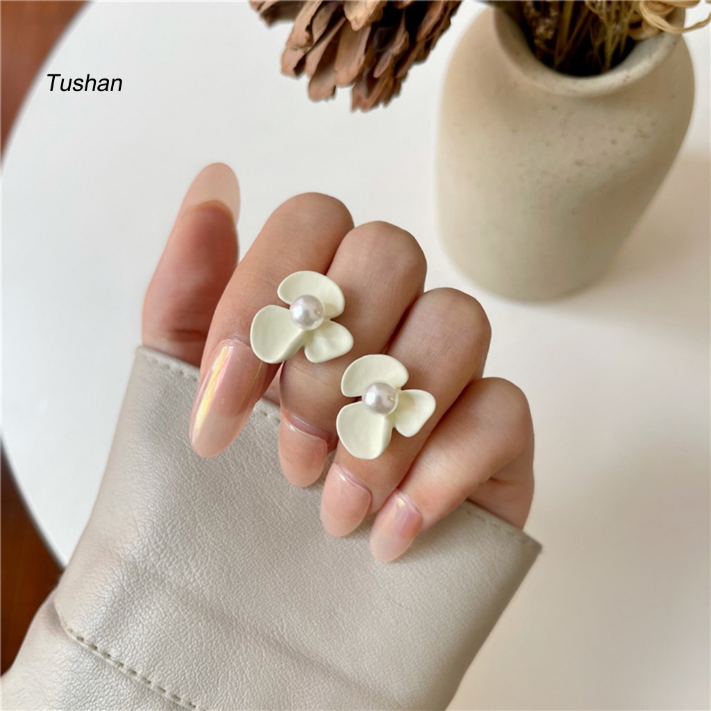 1 Đôi Bông Tai Hình Hoa Đính Ngọc Trai Giả Phong Cách Vintage