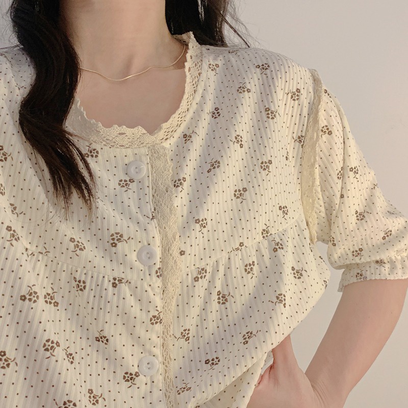 Bộ Đồ Ngủ Ngắn Tay Viền Ren Phong Cách Pháp Ngọt Ngào Mới Cho Nữ