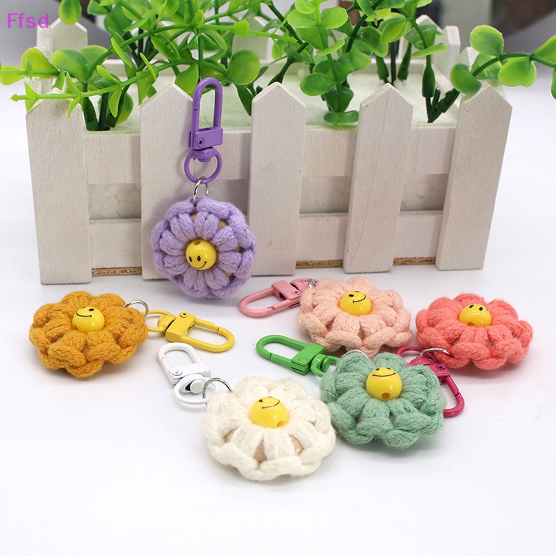 1 Móc Khóa Xe Hơi / Túi Xách Dệt Kim Hình Bông Hoa / Mặt Cười Nhỏ Xinh Trang Trí Cho Bạn Gái