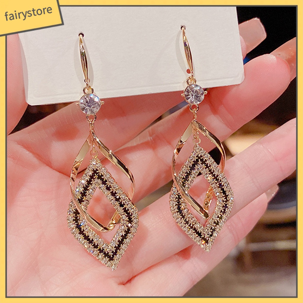 1 Đôi Bông Tai Hình Học Rỗng Đính Đá Sáng Bóng Phong Cách Vintage Dành Cho Nữ