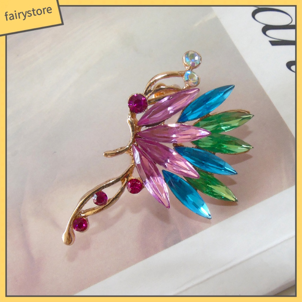 1 Khuyên Kẹp Vành Tai Hình Bướm Đính Pha Lê Giả Nhiều Màu Sắc Lấp Lánh Cho Cô Dâu