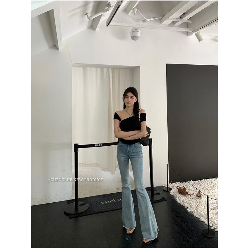 Áo Hai Dây Dáng Ngắn Hở Vai Có Khóa Gài Màu Bạc Thời Trang Cho Nữ