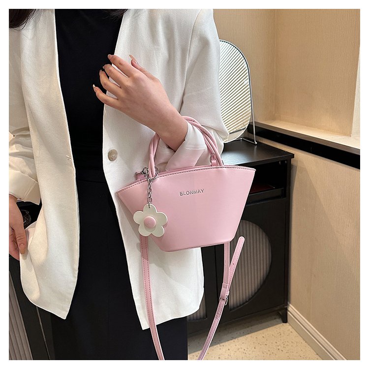 Túi Xách Đeo Vai Màu Sắc Tương Phản Hợp Thời Trang