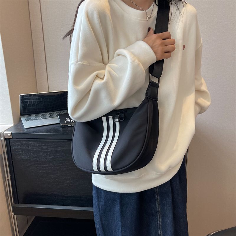 Túi Xách Vải Oxford Chống Nước Sức Chứa Lớn Mẫu Mới Năm 2023