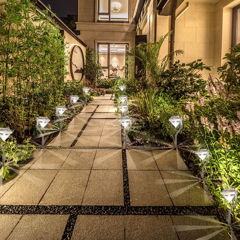 Đèn LED Hình Viên Kim Cương Năng Lượng Mặt Trời Chống Thấm Nước Trang Trí Sân Vườn