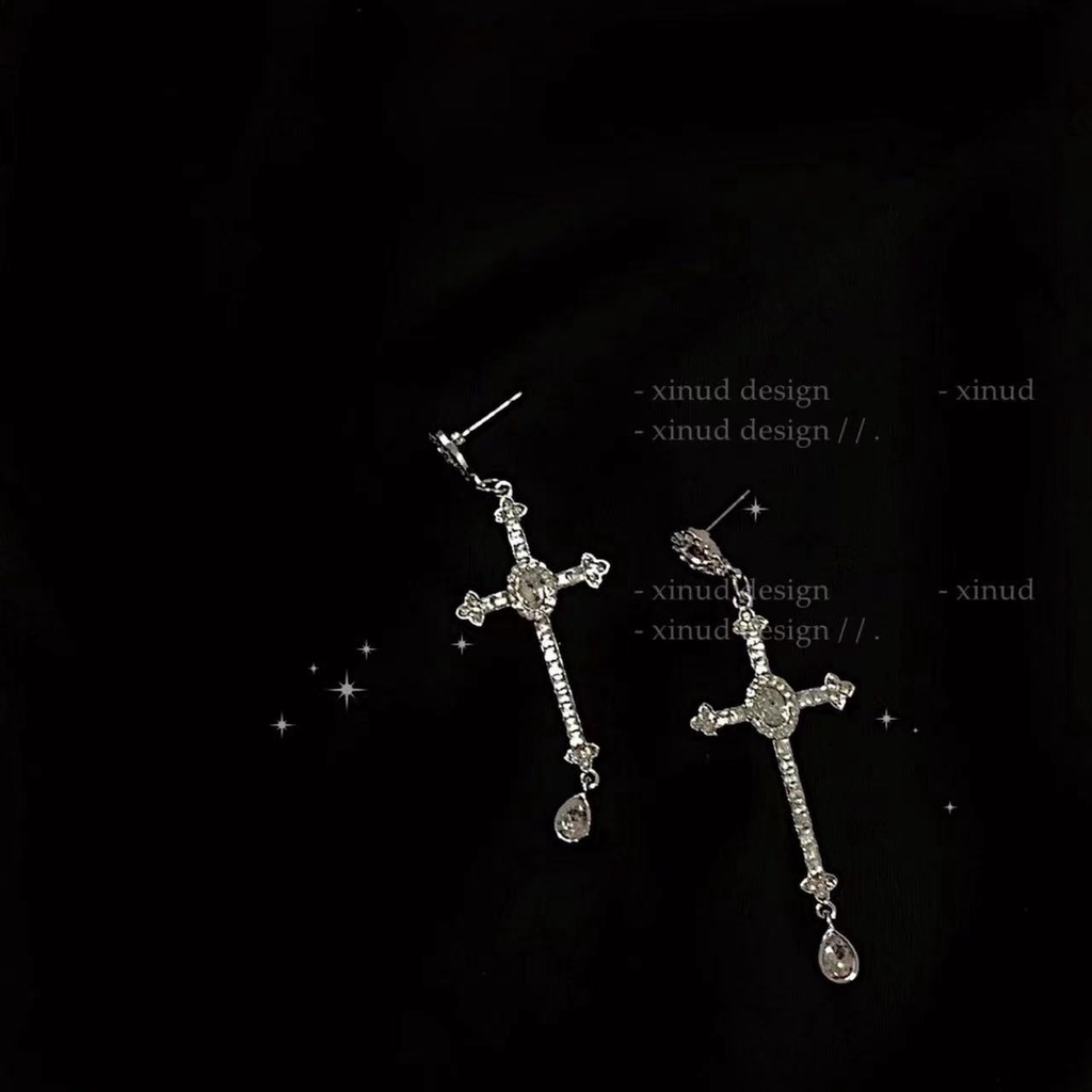 Khuyên Tai Dài Tua Rua Hình Thánh Giá Đính Đá Zircon Phong Cách Punk Hip Hop