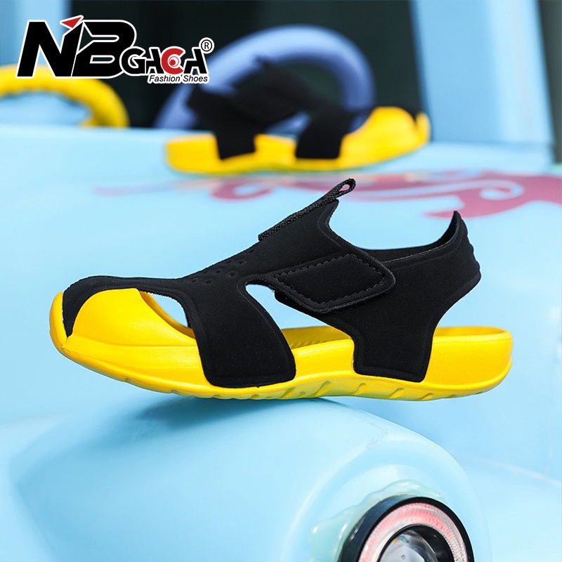 7 màu kẹo màu em bé và trẻ em dép, 5-15 tuổi bé trai cô gái giày mùa hè bãi biển lưới sandal thời trang rỗng thể thao đi bộ giày