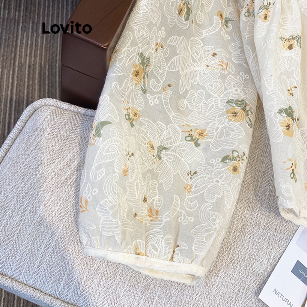 Áo kiểu Lovito tay dài thêu nút trước họa tiết hoa thường ngày cho nữ LNA08059