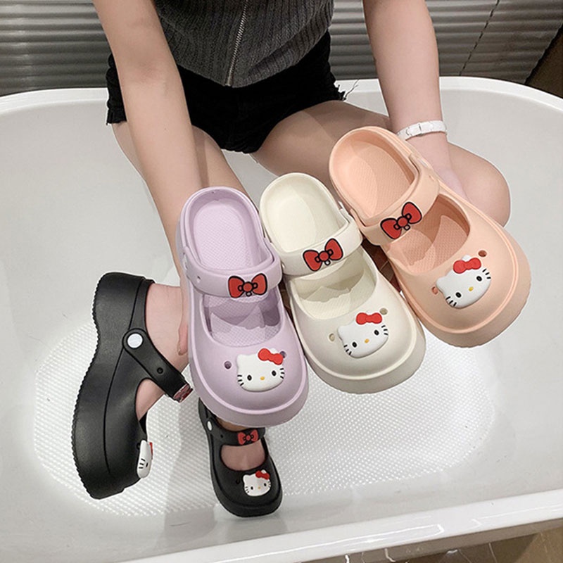 195.Dép Bít Mũi Đế Dày Đục Lỗ Họa Tiết Trái Tim Hoạt Hình Dễ Thương Thời Trang Mùa Hè Cho Bạn Gái