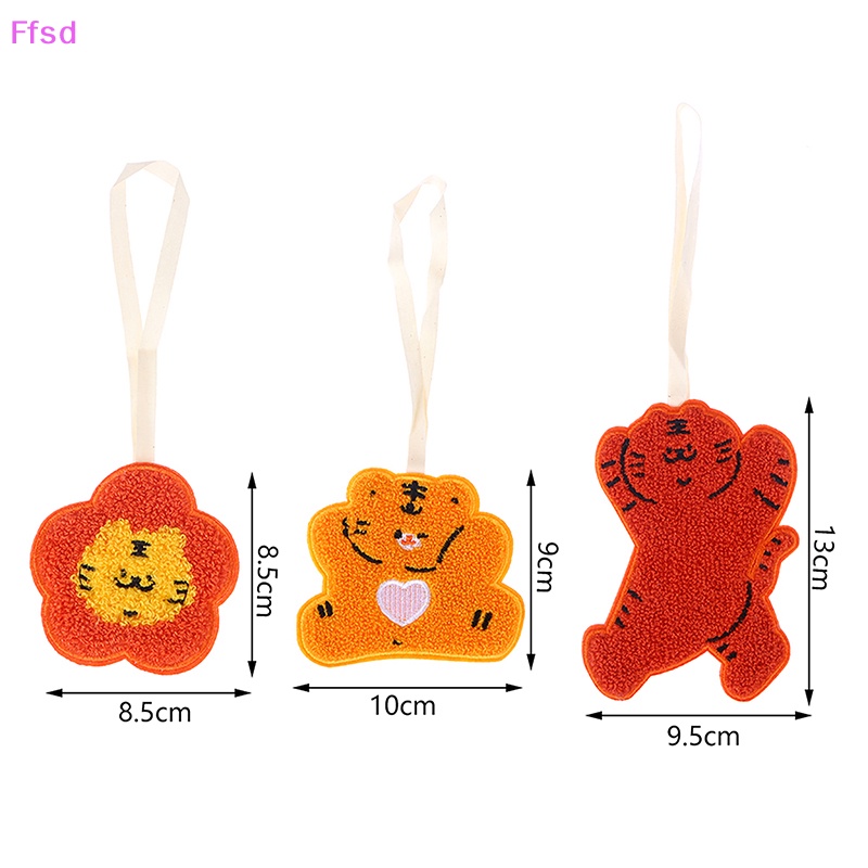 {Ffsd} Móc Khóa Thêu Hình Gấu Nhỏ Dễ Thương Tinh Tế Thời Trang Kèm Thẻ Tên Trang Trí Túi Xách * Bán Chạy