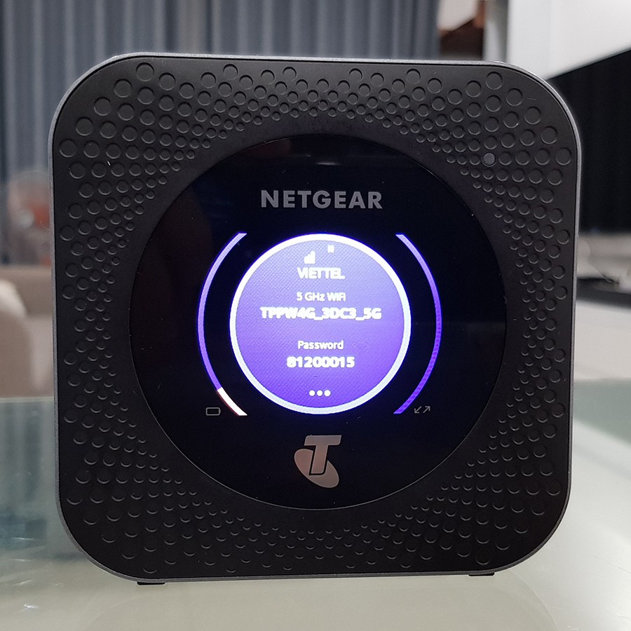 Bộ Phát Wifi 4G Cao Cấp Netgear M1 (MR1100) - Hàng Thương Hiệu Mỹ - Tốc độ 4G 1000Mbps -Pin 5040mAh 
