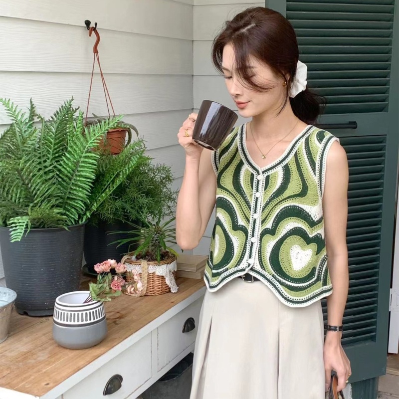 Áo Thun Không Tay Cổ Chữ V Họa Tiết Hoa Thời Trang Mùa Hè Cho Nữ