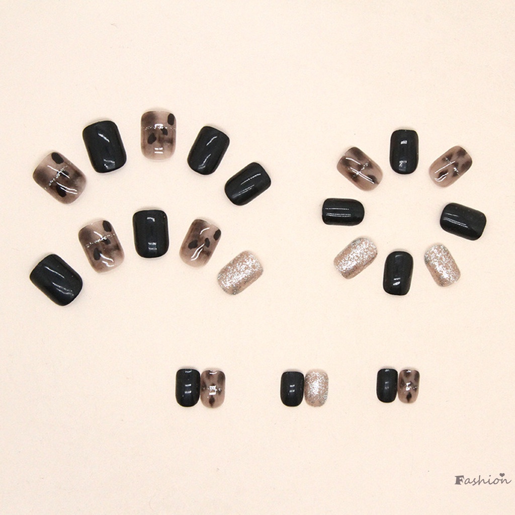 Móng Tay Giả Màu Bạc Lấp Lánh Thời Trang Cho Nữ