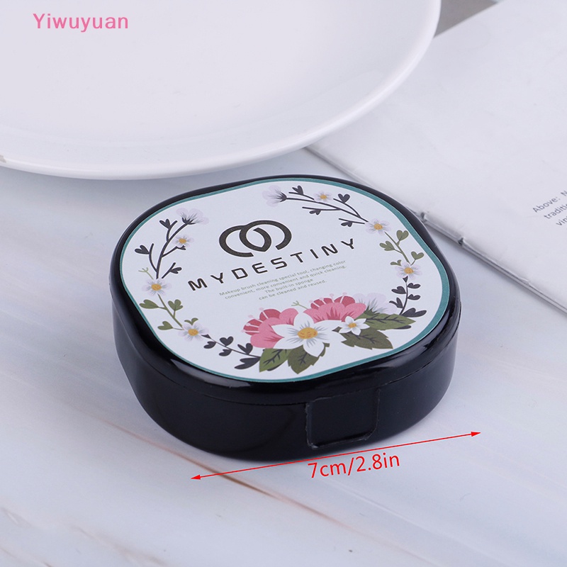 Dụng Cụ Vệ Sinh Cọ Trang Điểm Màu Đen