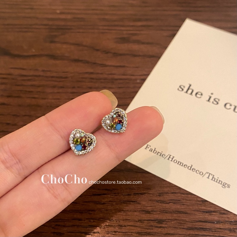 Bông Tai Thiết Kế Trái Tim Nhỏ Màu Sắc Tương Phản Phong Cách Hàn Quốc Tinh Tế Thời Trang