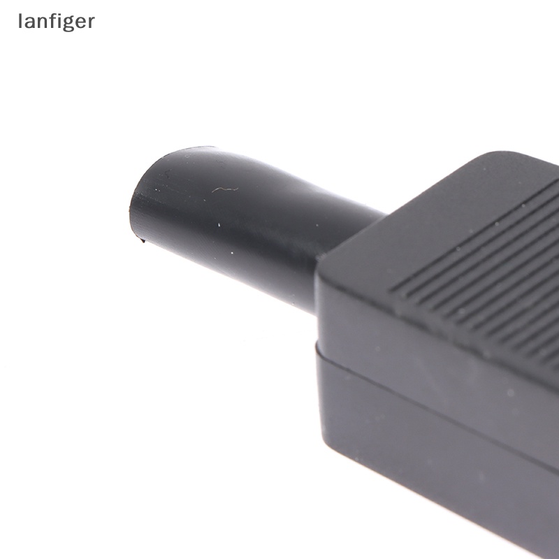 Phích Cắm Chuyển Đổi Lanf AC 3Pin C13 C14 16A 250V Chuyên Dụng