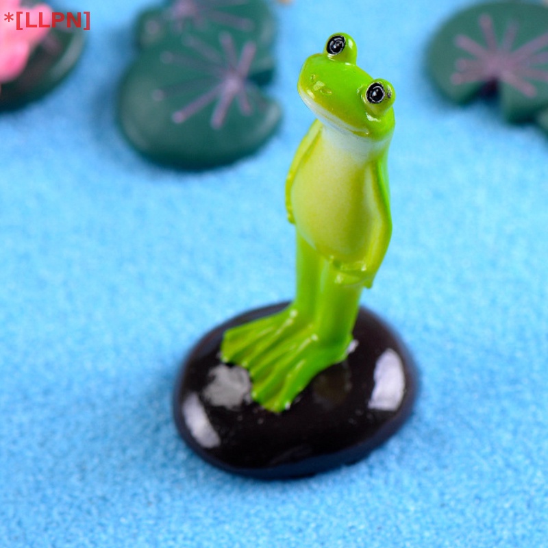 Mô Hình Chú Ếch Đứng Mini Dễ Thương Dùng Trang Trí Sân Vườn