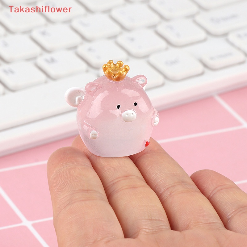 Mô Hình Chú Heo Đội Vương Miện Mini Bằng Nhựa Resin Màu Dạ Quang Dễ Thương Trang Trí Bảng Điều Khiển Sân Vườn / Nhà Cửa