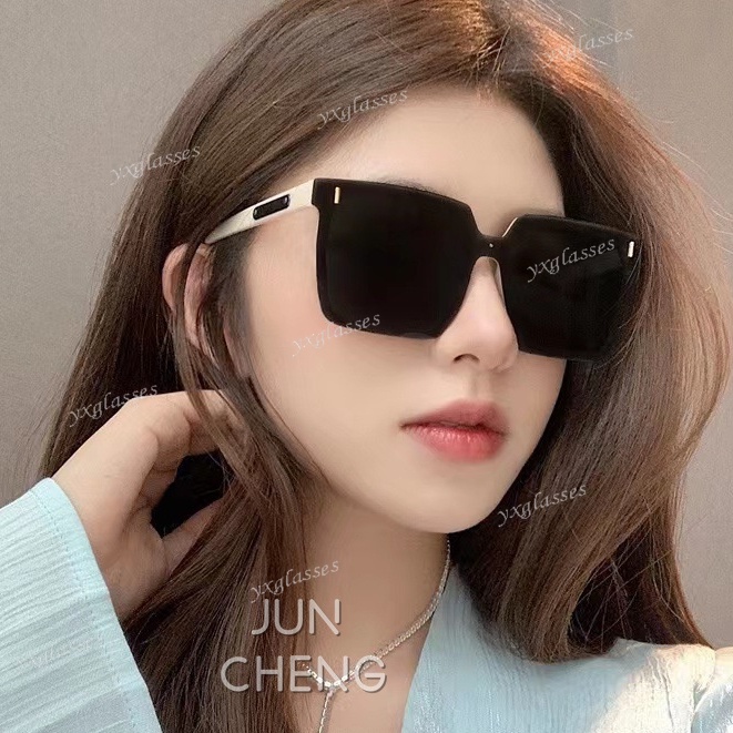 Kính Mát Chống Tia UV Gọng Vuông Lớn Thời Trang Cho Nam Và Nữ