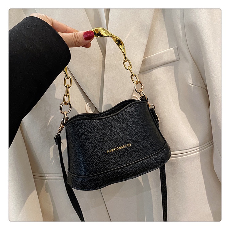 Túi Đeo Chéo Mini Phối Dây Đeo Sợi Xích Thời Trang Sang Trọng Cho Nữ