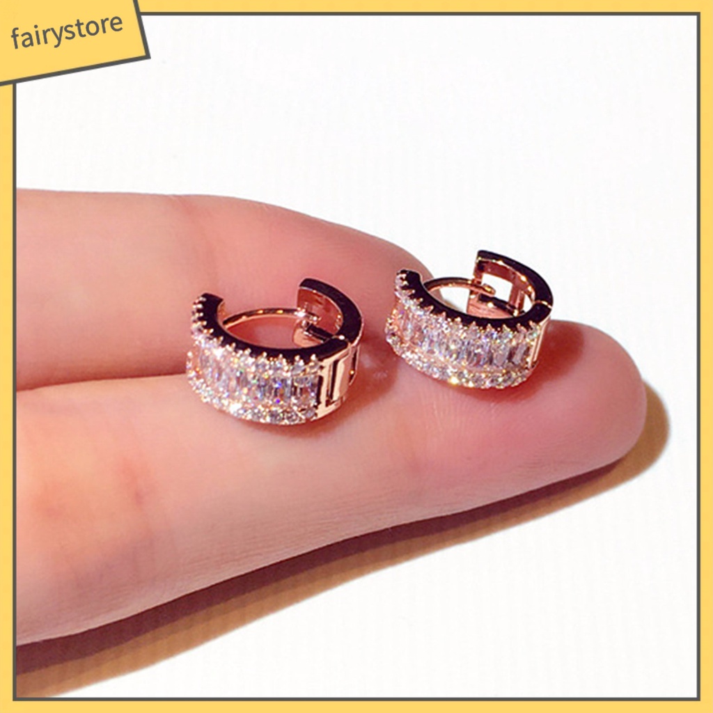 1 Đôi Khuyên Tai Tròn Đính Đá Sang Trọng