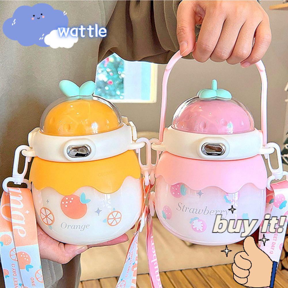 1 Bình Nước Bằng Nhựa Kiểu Dáng Đáng Yêu