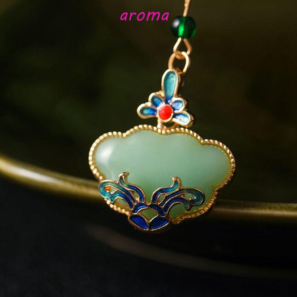 Ghim Cài Áo Hình Bướm Phối Tua Rua Phong Cách Trung Hoa Cổ Điển Thời Trang Cho Nữ