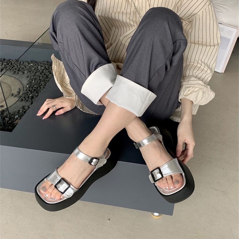Giày Sandal Đế Mềm Dày Hở Ngón Thoải Mái Thời Trang Mùa Hè Phong Cách Hàn Quốc Cho Nữ