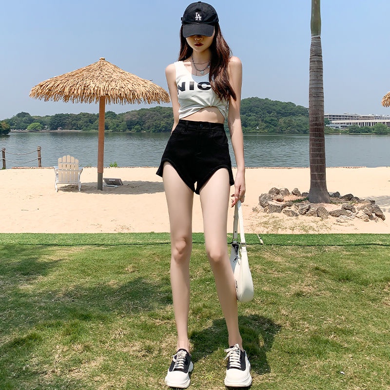 Quần Short Denim Chữ a Lưng Cao Màu Đen Thiết Kế Không Đồng Đều Phong Cách Mới Cho Nữ