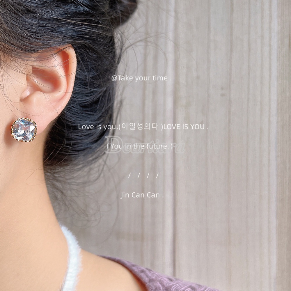 Đôi Khuyên Tai Hình Vuông Đính Đá Zircon Thời Trang Thanh Lịch