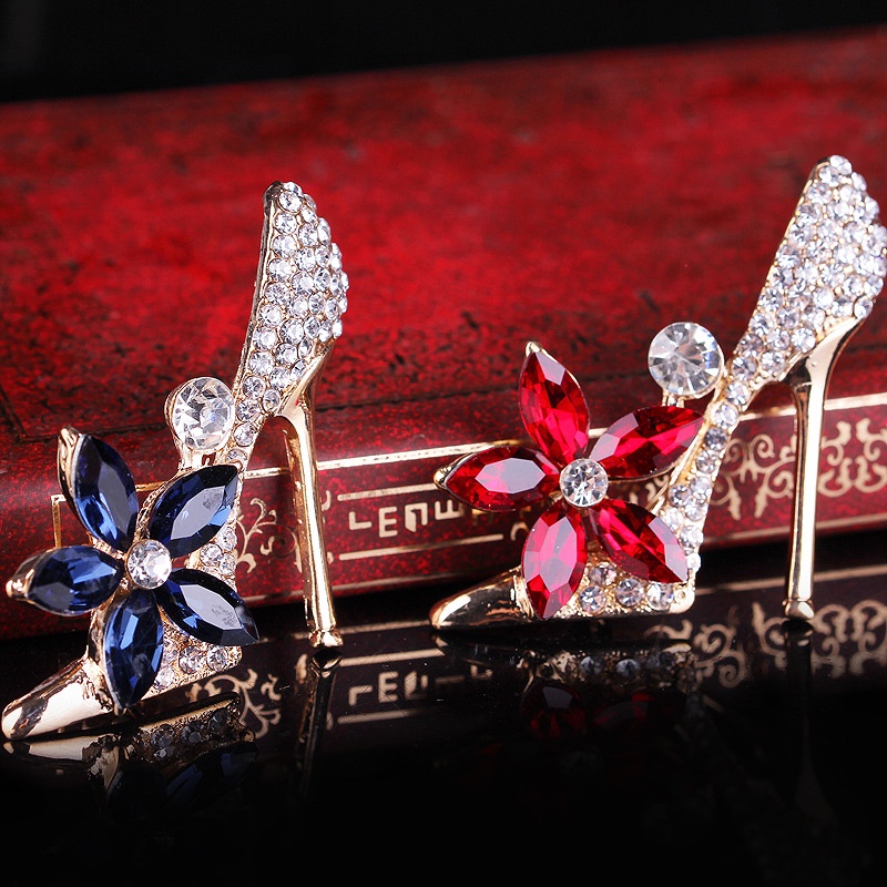 Ghim Cài Áo Hình Hoa Đính Đá Pha Lê Thời Trang