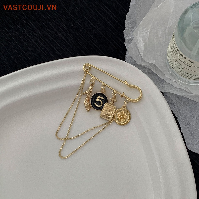 Ghim Cài Áo Hình Hoa Trà Đính Ngọc Trai Lớn Chống Ánh Sáng Cho Nữ