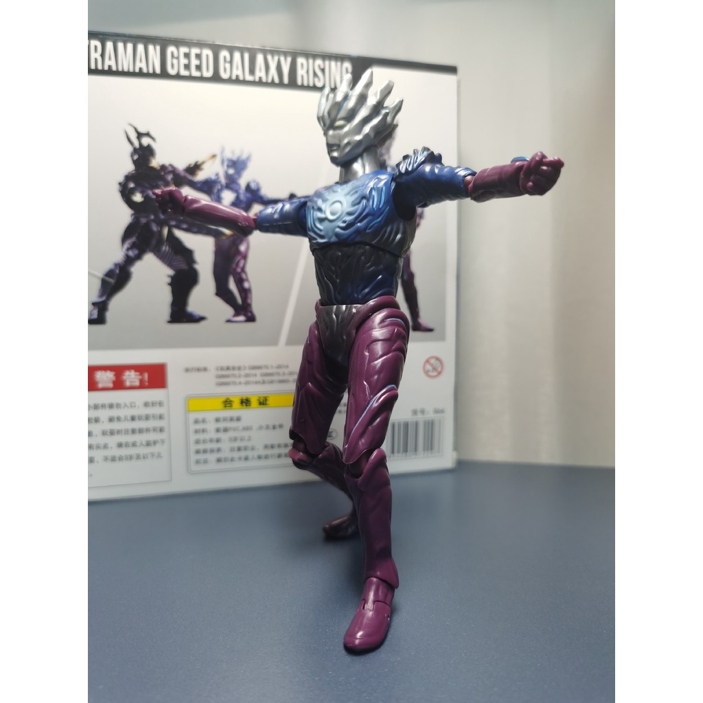 Shf ultraman saga s.h. Mô Hình Đồ Chơi Siêu Nhân Xương Thật Có Thể Điều Chỉnh