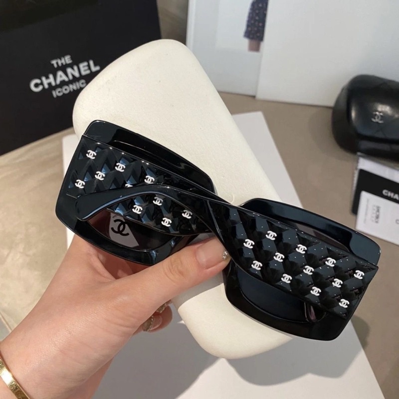 Kính Hiệu Vuông Sành Điệu Chữ X Hot 2024 Nhiều Màu Chàaa Neooooo KINHGIASI