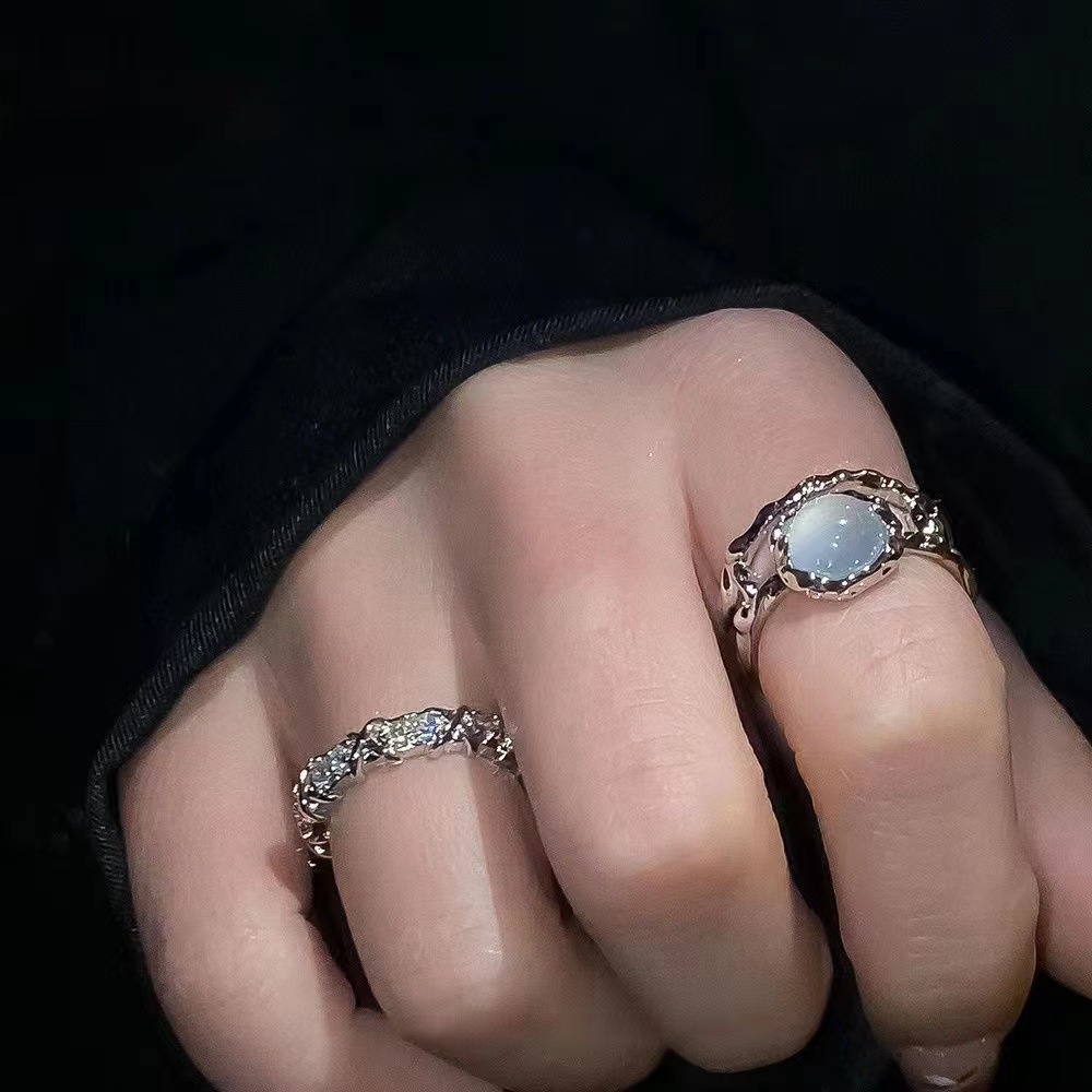 Nhẫn Mở Đính Đá Mặt Trăng Thời Trang