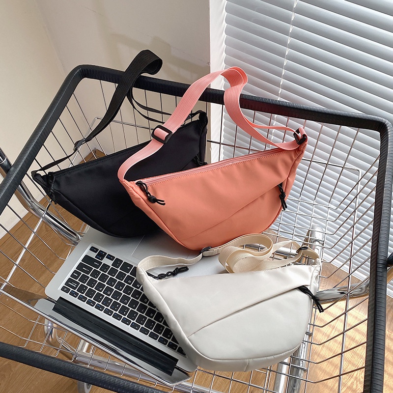 Túi nữ đeo chéo  Màu Sắc Đơn Giản Thời Trang Cho Nữ