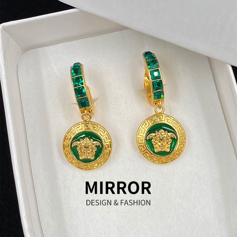 Khuyên Tai Versace Thời Trang Dễ Phối Đồ Cho Nam Và Nữ