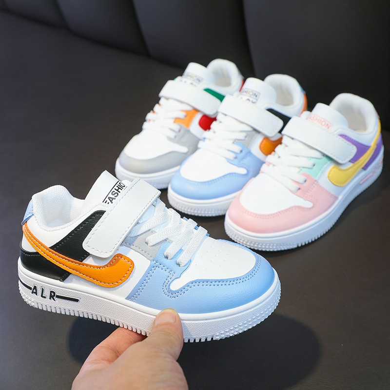Giày Sneaker Đế Mềm Phối Lưới Thoáng Khí Thời Trang Xuân Hè 2022 Cho Bé