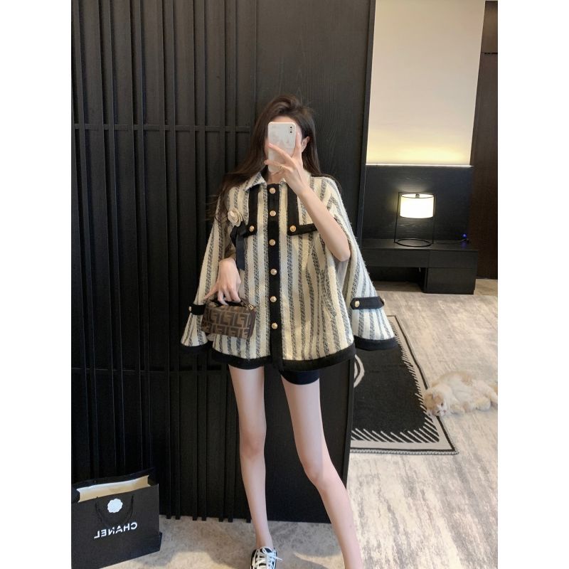 Áo Khoác Phong Cách Niche Celebrity Phối Màu Tương Phản Thời Trang Thu Đông 2022 Mới Cho Nữ