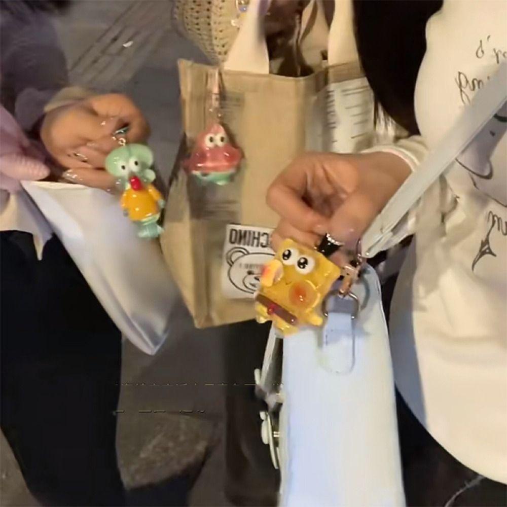 Cartoon glow-in-the-dark spongebob keychain dễ thương pie big star bag treo pendents phụ kiện quà tặng sinh nhật cho bạn bè