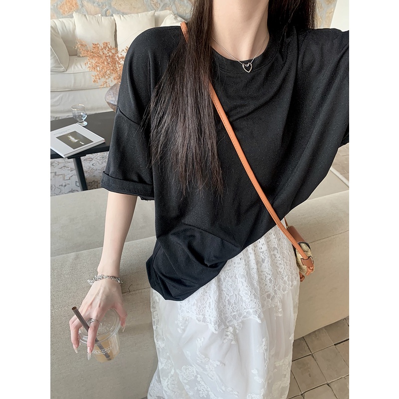 Set Áo Thun Ngắn Tay Form Rộng Và Chân Váy Ren Chữ a Lưng Cao Thời Trang