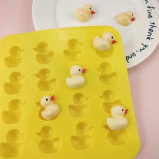 Khuôn Silicone 16 Ngăn Làm Bánh Hình Vịt Vàng