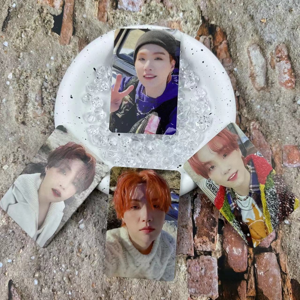 Set 8 Tấm Ảnh Thẻ In Hình Các Thành Viên Nhóm Nhạc Kpop BTS