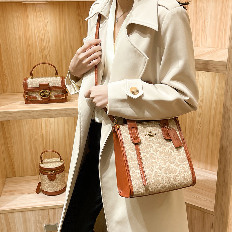 Túi Đeo Chéo Famy Thời Trang Mới 2023 Cho Nữ