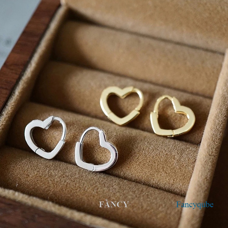 Bông Tai Hình Trái Tim Bằng Kim Loại Màu Vàng / Bạc Phong Cách Tối Giản Thời Trang Cho Nữ